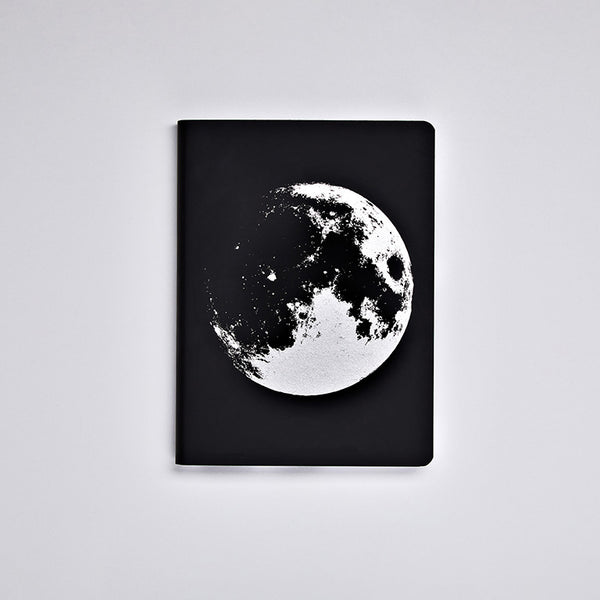Nuuna GRAPHIC L Moon jegyzetfüzet fekete fehér