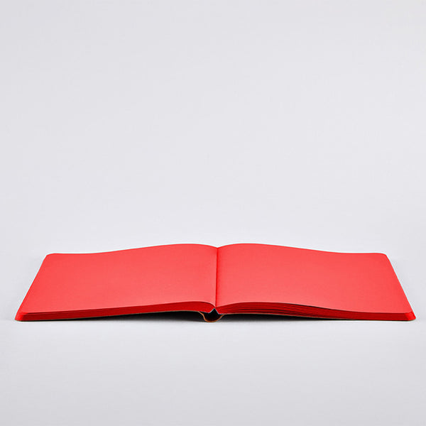 Nuuna NOT WHITE L prémium jegyzetfüzet piros színben síkra nyitható
